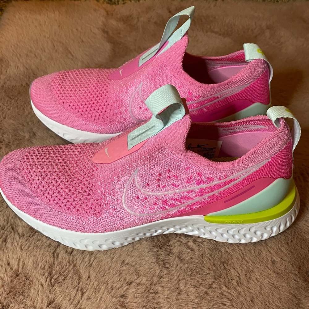 Nike epic phantom react